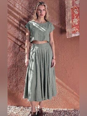 Women's dusty Sage Green linen Midi Skirt and crop set size small